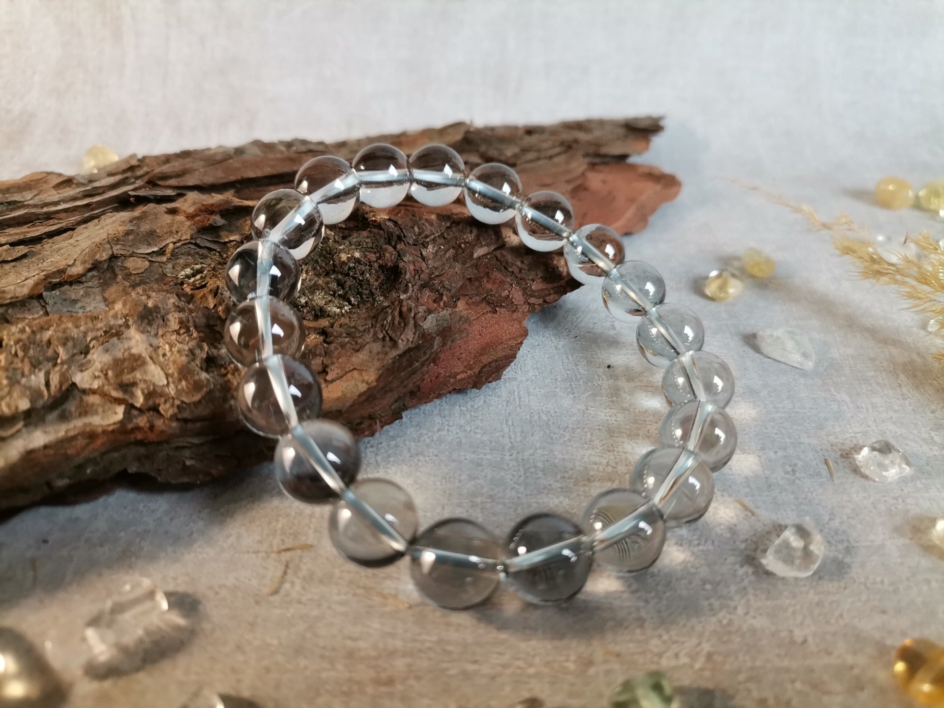 Křišťál Aura Aqua šedá 10mm Náramek