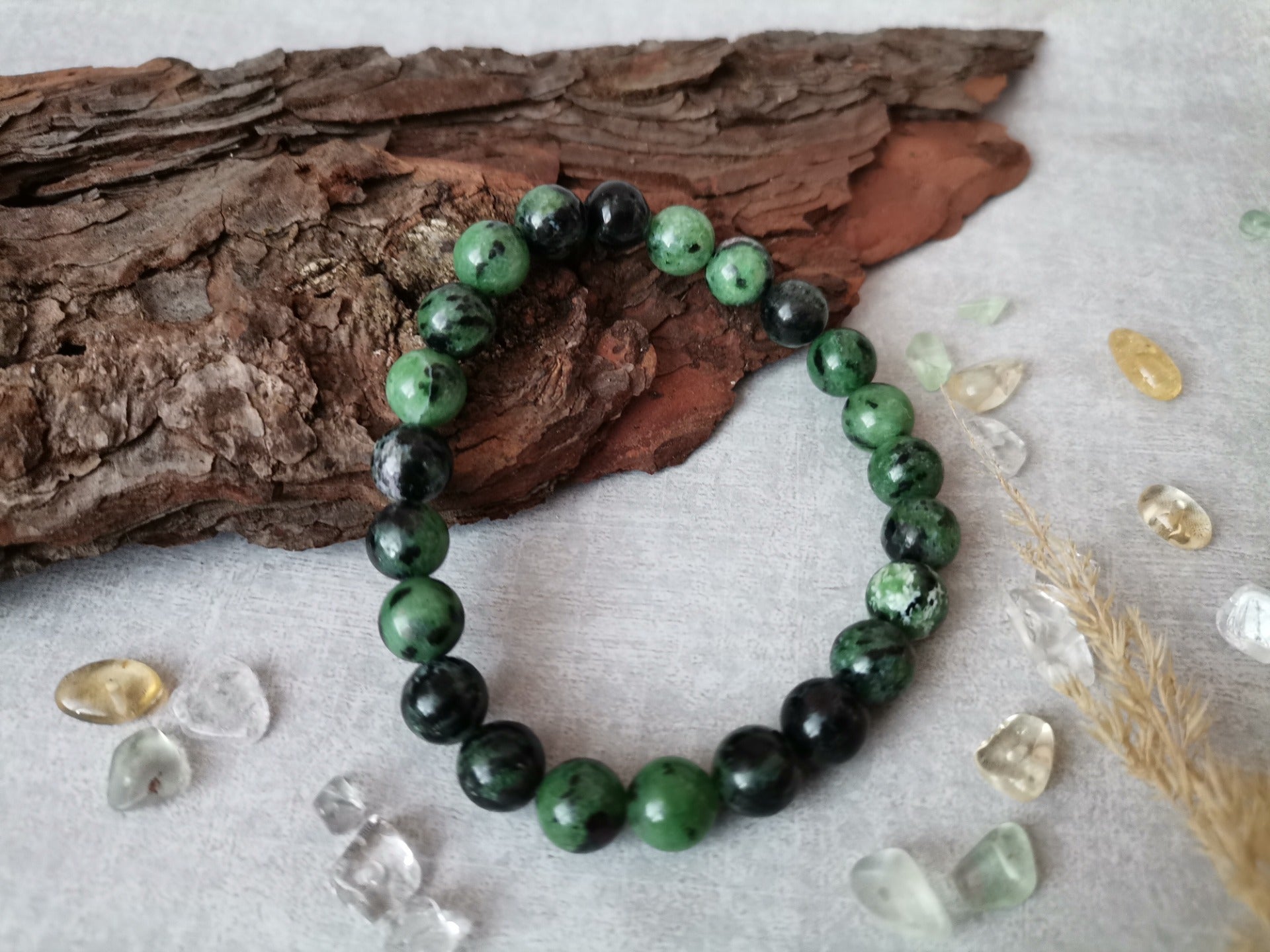 Rubín Zoisit – náramek Ø 8 mm