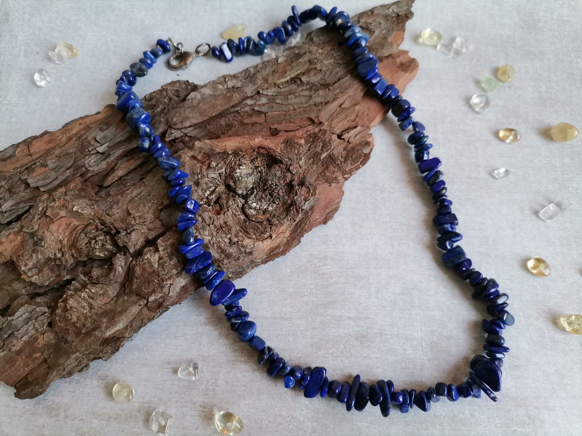 Sekaný náhrdelník - Lapis Lazuli