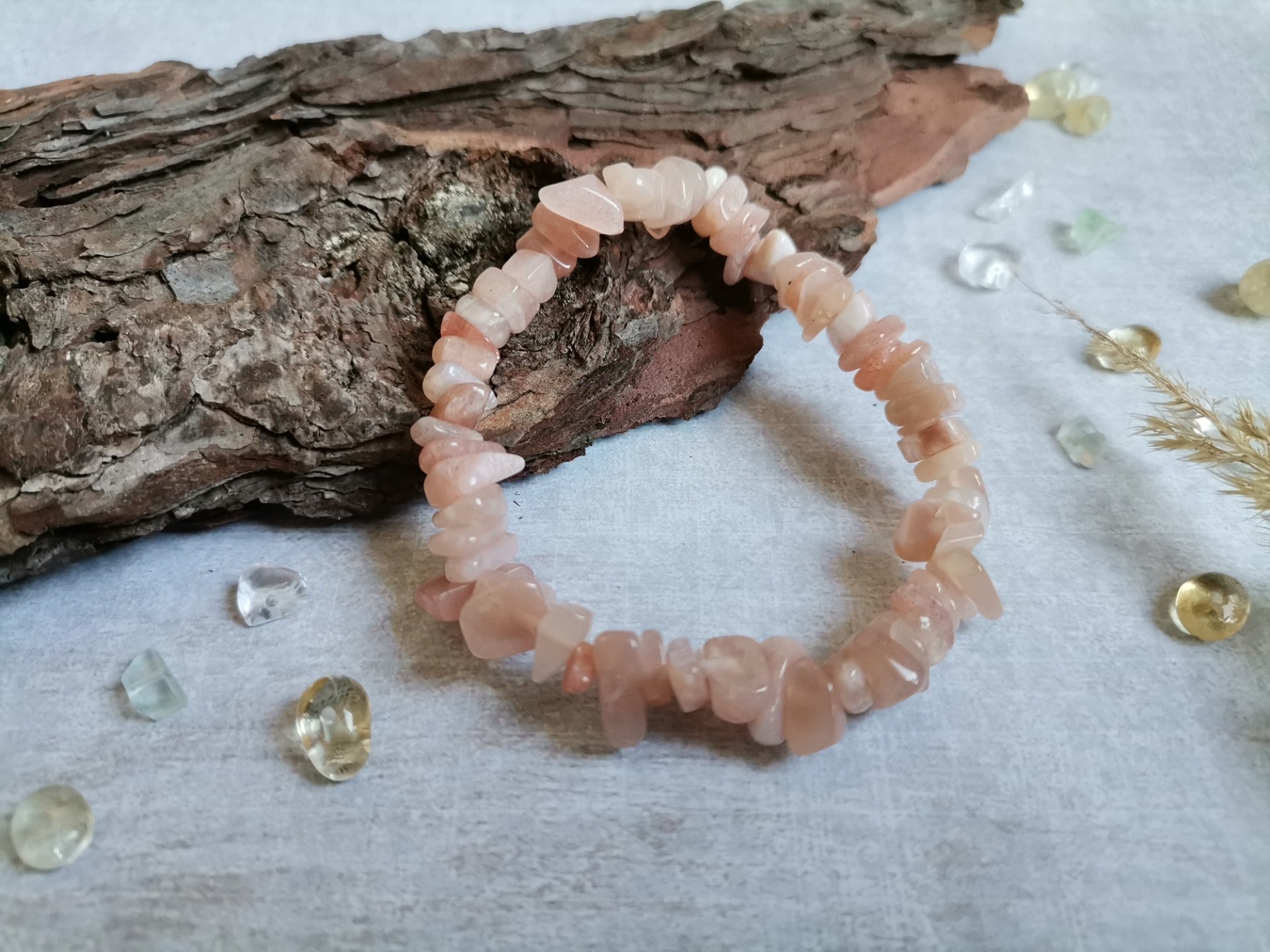 Měsíční & sluneční kámen sekaný náramek