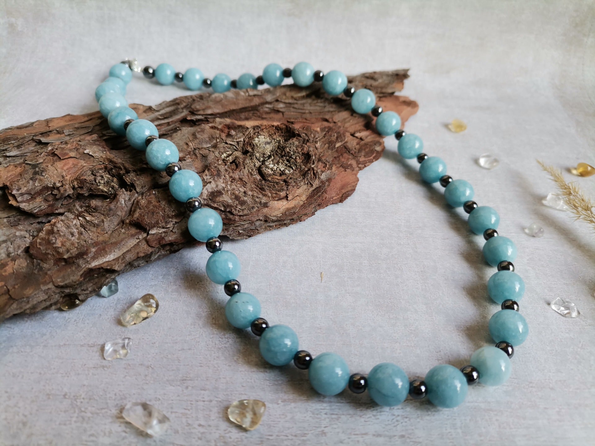 Akvamarín + Hematit  Ø 10mm Náhrdelník