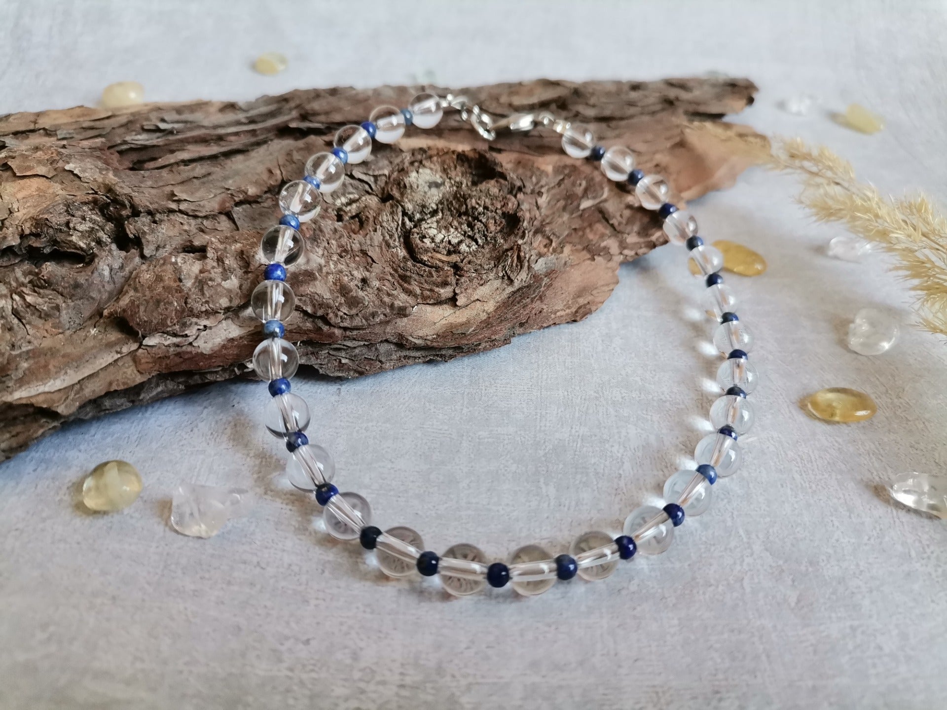 Nákotník křišťál, lapis lazuli