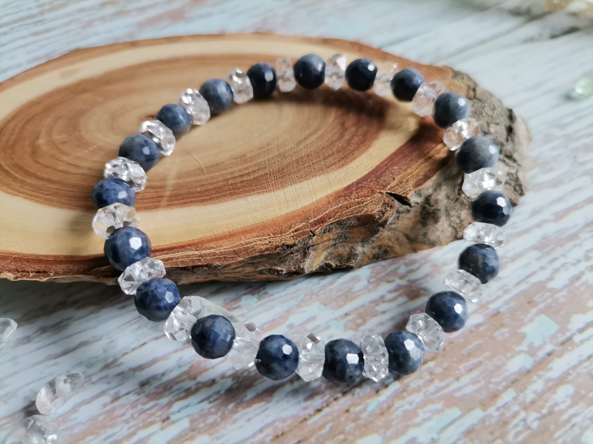 Faceted Sapphire Ø 7 mm Bracelet with Clear Quartz