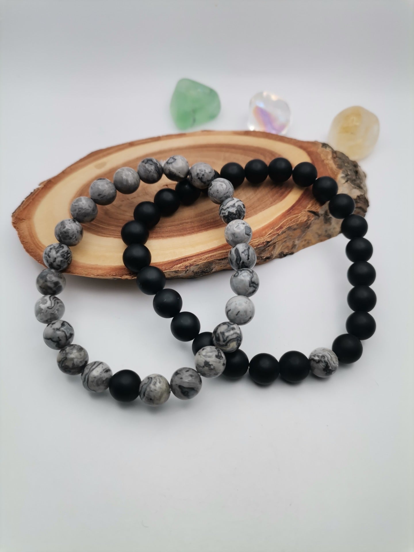 Náramky ONA & ON – Láva & jaspis se stříbrným listem Ø 8 mm