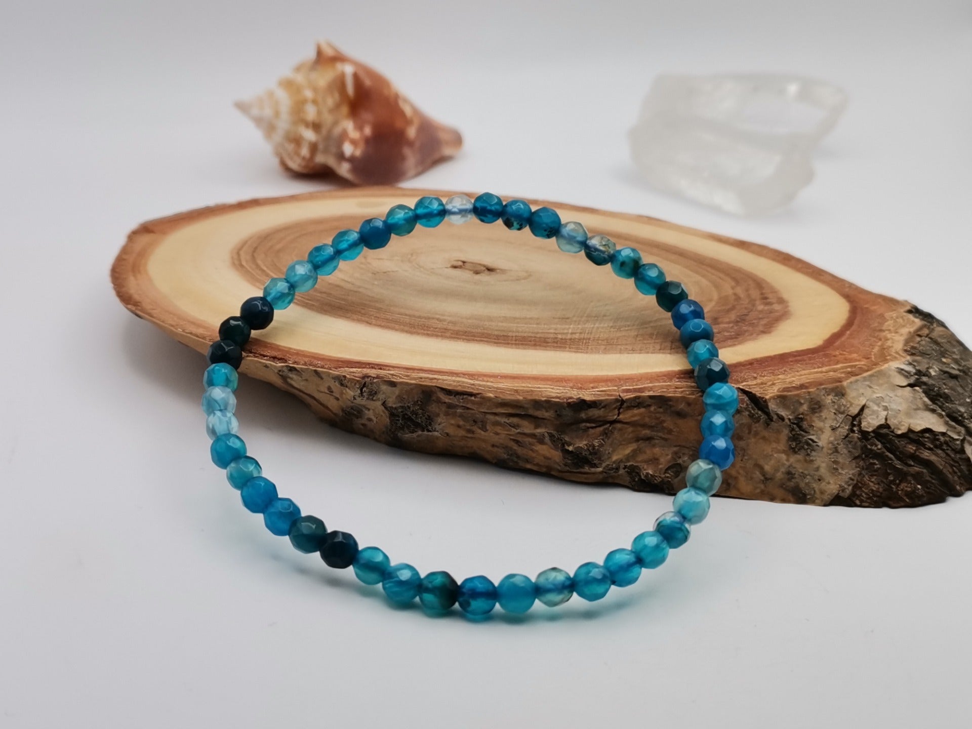 Blue Agate Faceted Ø 4mm Bracelet